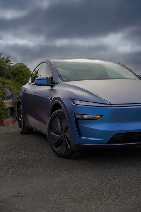 Tesla Model Y, Silver Blue satin, full wrap