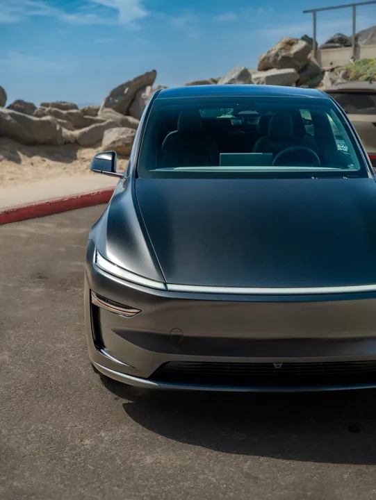Tesla Model Y (2025), Gunmetal satin, full wrap